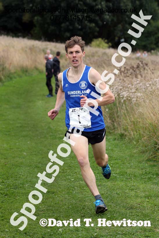 Senior mens relay Sunderland Harriers Open Cross Country. Photo: David T. Hewitson/Sports for All Pics